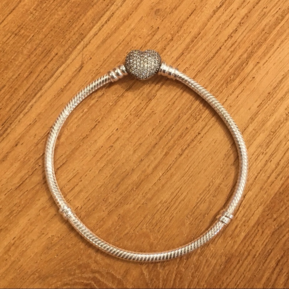 PANDORA | Sparkling Heart Clasp Bracelet 7.5”